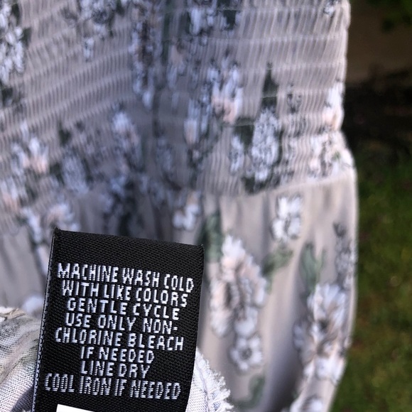 Torrid Summer Dress very cute and summery X1 🌾 - Picture 2 of 9